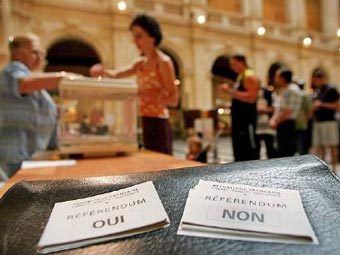Референдум по конституции ЕС во Франции. Фото Reuters