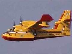 Самолет Canadair. Фото с сайта: www.ottocubano.com