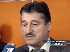Президент ЧР Алу Алханов, кадр телеканала "РТР"