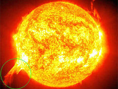 Вспышка на Солнце, изображение с сайта spaceweather.ac.cn