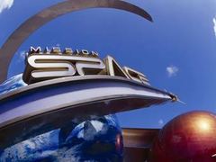 Аттракцион Mission Space, фото с сайта корпорации HP Аттракцион Mission Space, фото с сайта корпорации HP