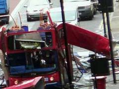 Последствия взрыва автобуса в Лондоне, кадр BBC News, архив Последствия взрыва автобуса в Лондоне, кадр BBC News, архив