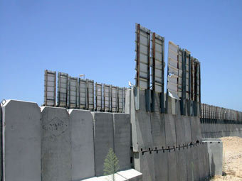 Стена безопасности на границе с сектором Газа, фото Антона Носика