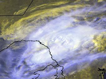 Спутниковый снимок шторма "Офелия", фото с сайта noaa.gov