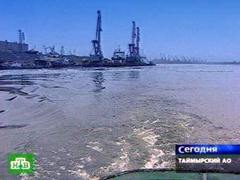 Порт Дудинка, кадр телеканала НТВ Порт Дудинка, кадр телеканала НТВ