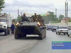 Улицы поселка Автуры, кадр телеканала НТВ, архив Улицы поселка Автуры, кадр телеканала НТВ, архив