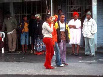 Автобусная остановка в ЮАР, фото с сайта www.tropical-island.de