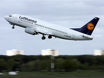   Lufthansa.  AFP
