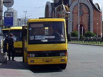 Маршрутные такси в Киеве. Фото пользователя Sameboat с сайта wikipedia.org 