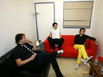 Muse. Фото с официального сайта группы
