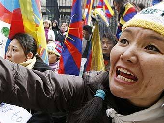 Протест тибетских активистов в Вене. Фото AFP