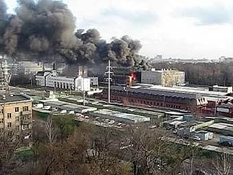 Пожар на Нарвской улице. Фото очевидца, размещенное на сайте телеканала "Вести-24"