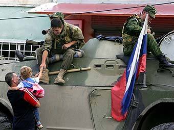 Российские военные в Цхинвали. Фото ©AFP