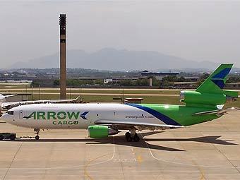 McDonnell Douglas DC-10  Arrow Cargo.    airliners.net