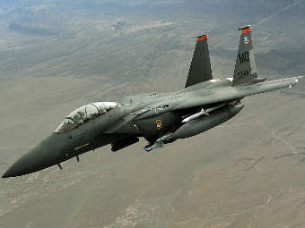  - F-15E  .   Hayden120   wikipedia.org