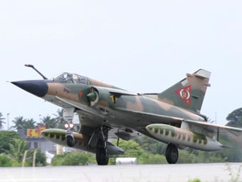Mirage 50  .    airvoila.com