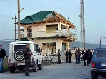 Место взрыва в Дагестане. Кадр телеканала "Россия 24"