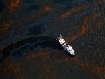 Пятно нефти в Мексиканском заливе. Фото (с)AFP