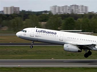 321  Lufthansa.  ©AFP