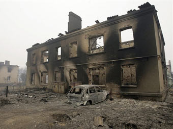 Последствия пожара в сельской местности. Фото ©AFP