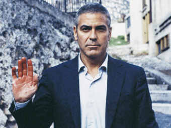 Джордж Клуни на постере к фильму "Американец". Изображение с сайта fullfocus.com