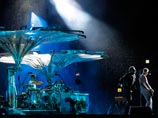 U2, , 25  2010 