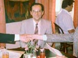  ( 1990 )