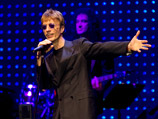 Один из лидеров легендарной британской группы Bee Gees Робин Гибб впал в кому и растут опасения, что его дни сочтены