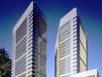  UBS  .  -  