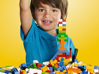    lego.com